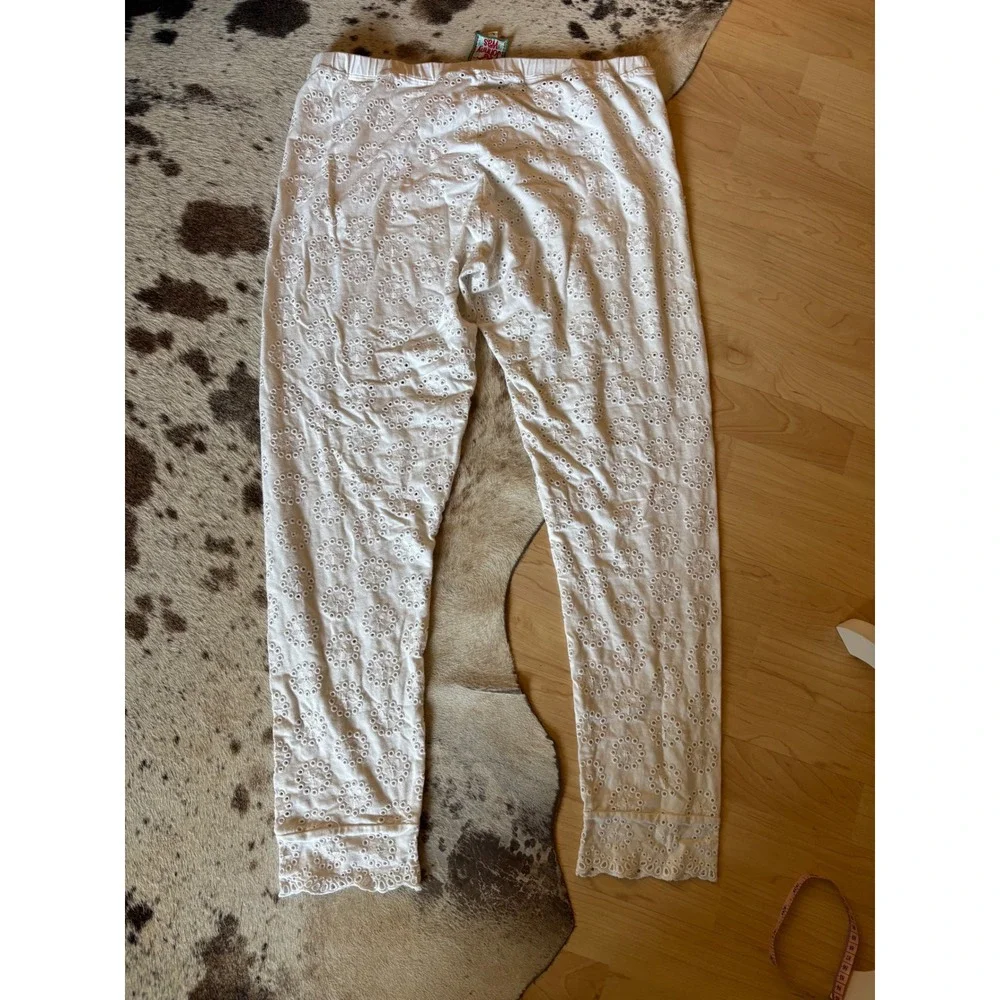 JOHNNY WAS White Eyelet Ayla Pants‎ Size Large Resort Wear